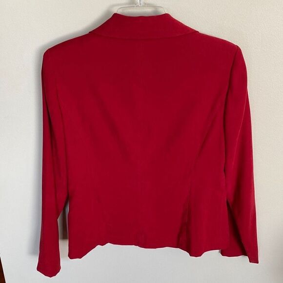 🔥3/$20🔥 Studio I Petite red embroidered blazer size 6P - Picture 5 of 9